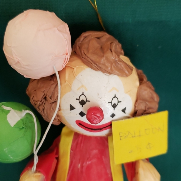 Two Paper Mache Clowns - Picture 6 of 8